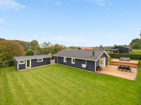 Holiday Home Serey - 500m from the sea by Interhome